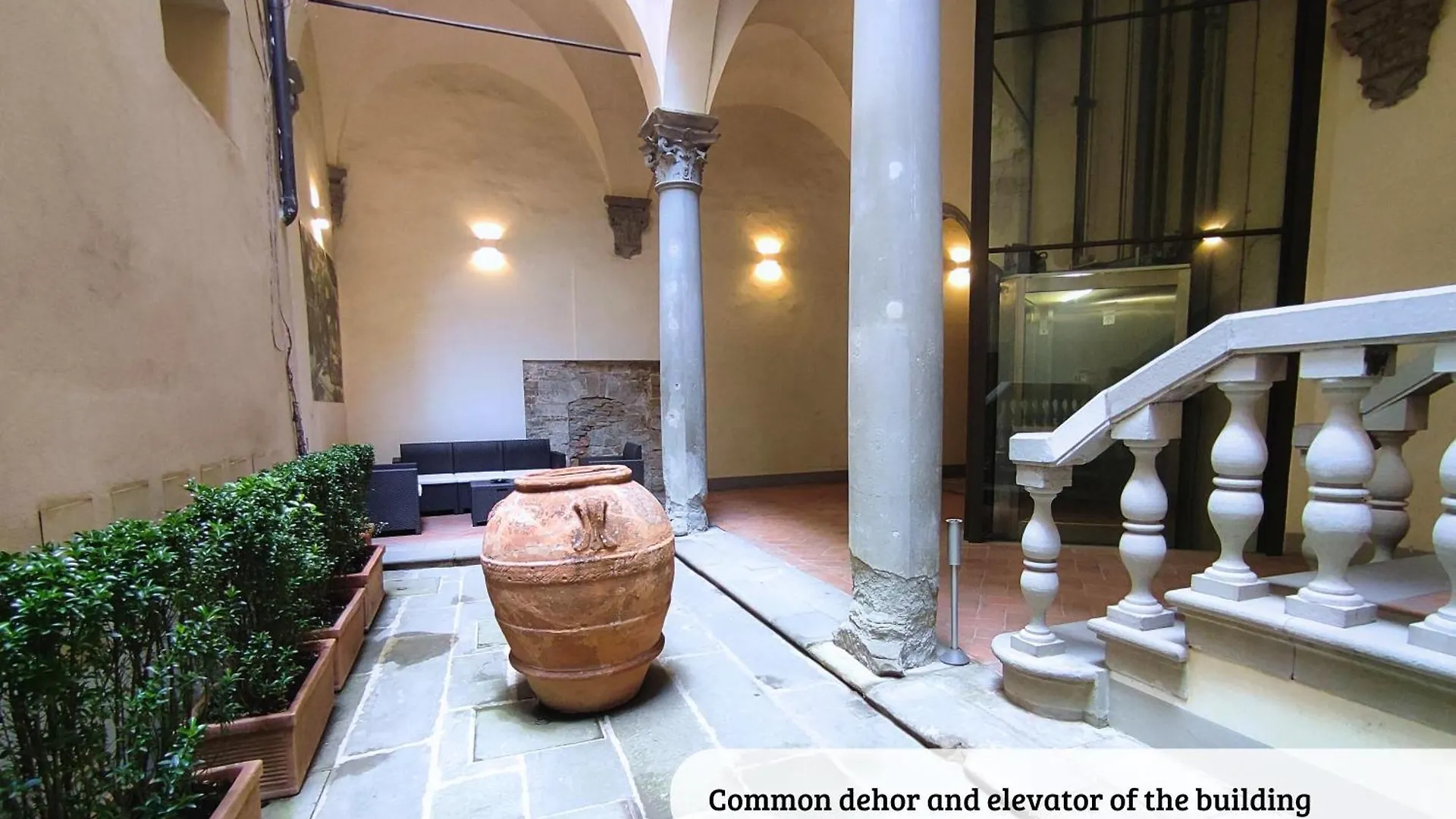 Tiepolo Romantic Penthouse In The Oltrarno フィレンツェ 0*,